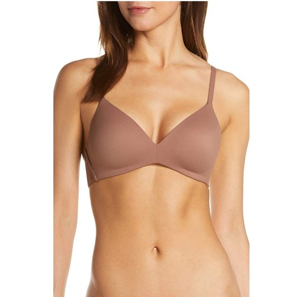 Wacoal Nude Wireless Bra - 32DD - Picture 5 of 5